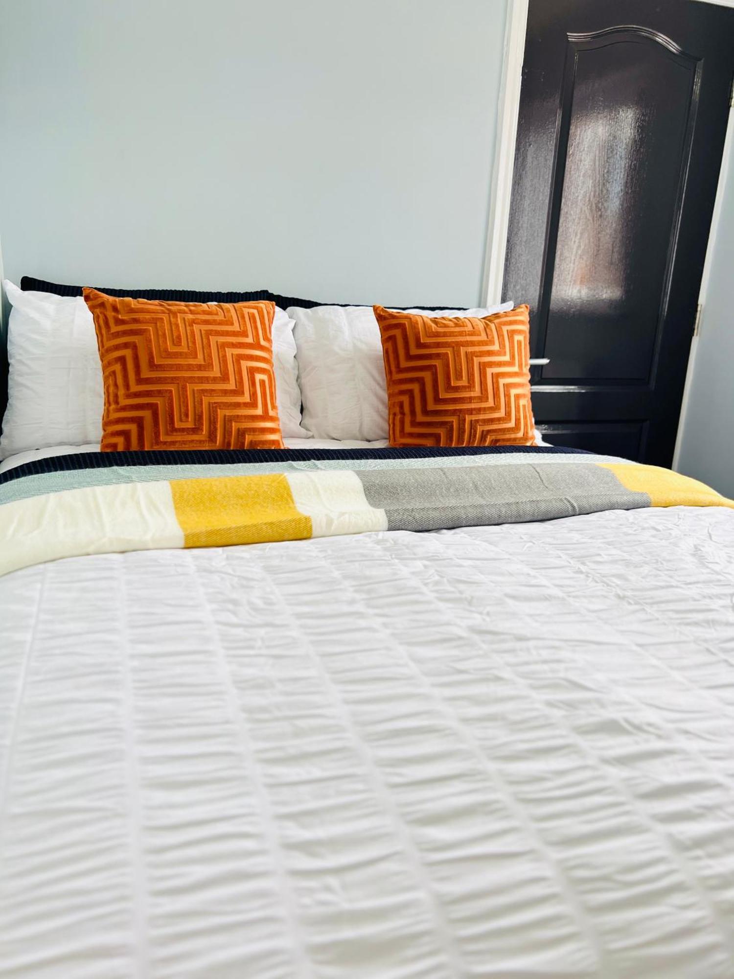 Deluxe 2 Bedroom Apartment Шефилд Экстерьер фото